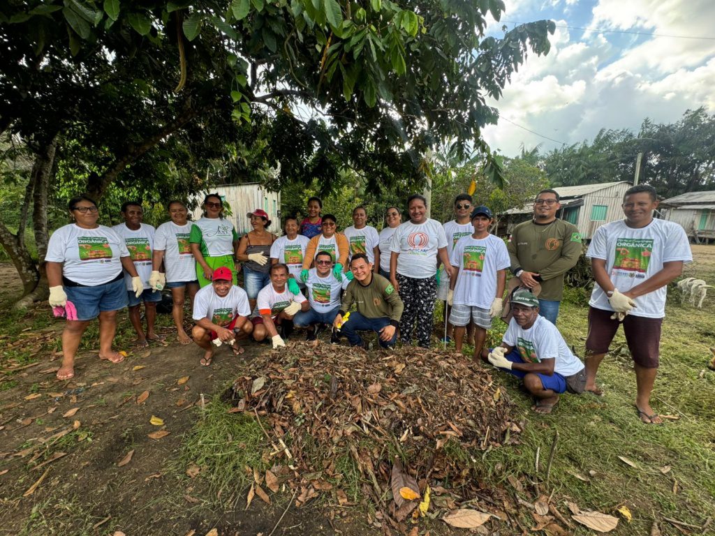 Sustainable Composting Workshop by the Trocano Araretama project; the Go Balance REDD+ project